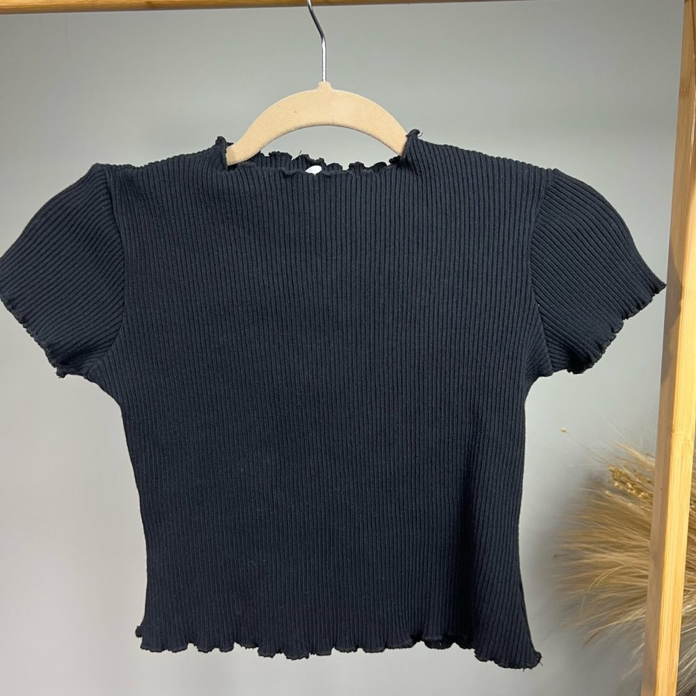Black Ribbed Crop Top